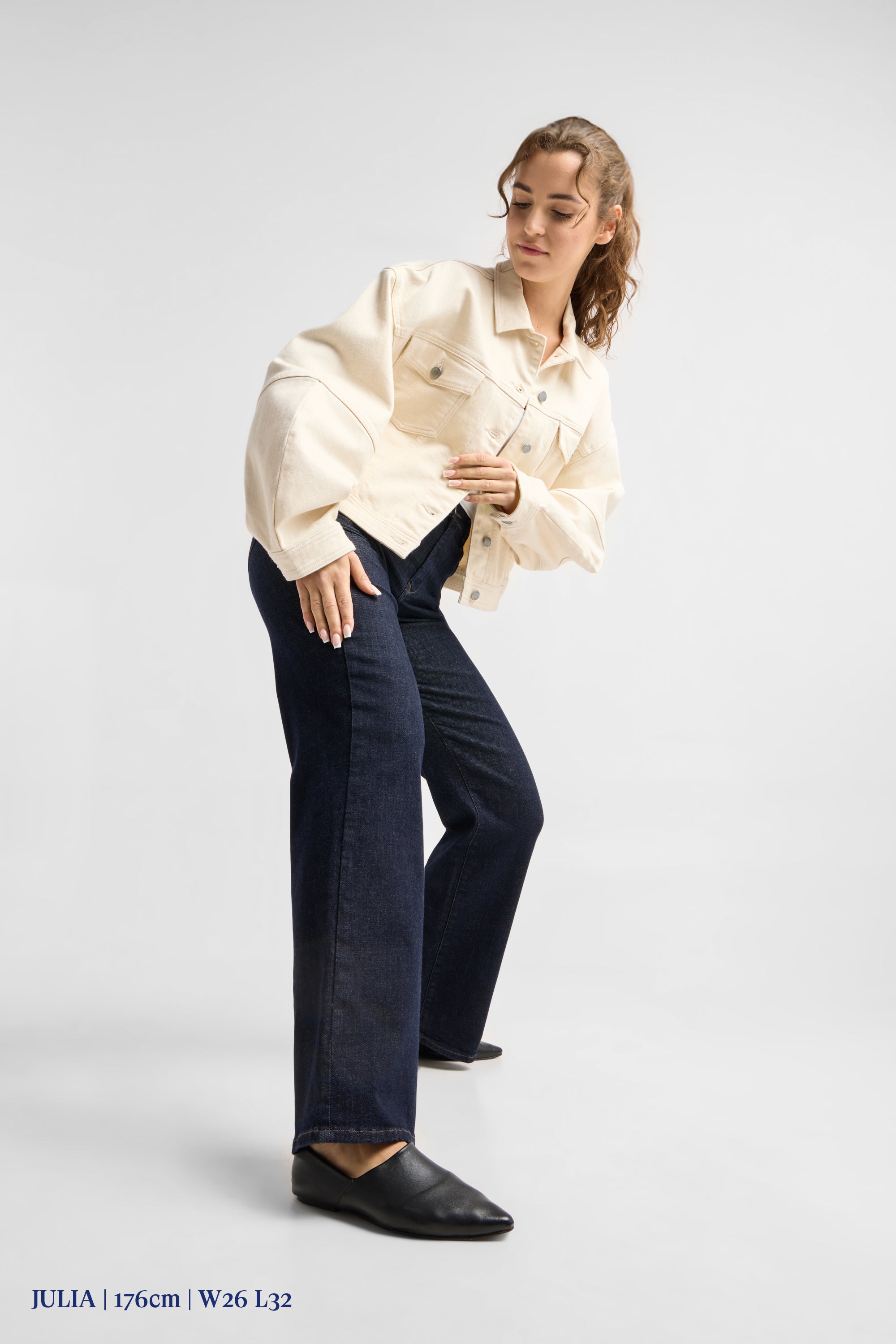 DEW Flared Soft Denim - Classic - Raw Blue