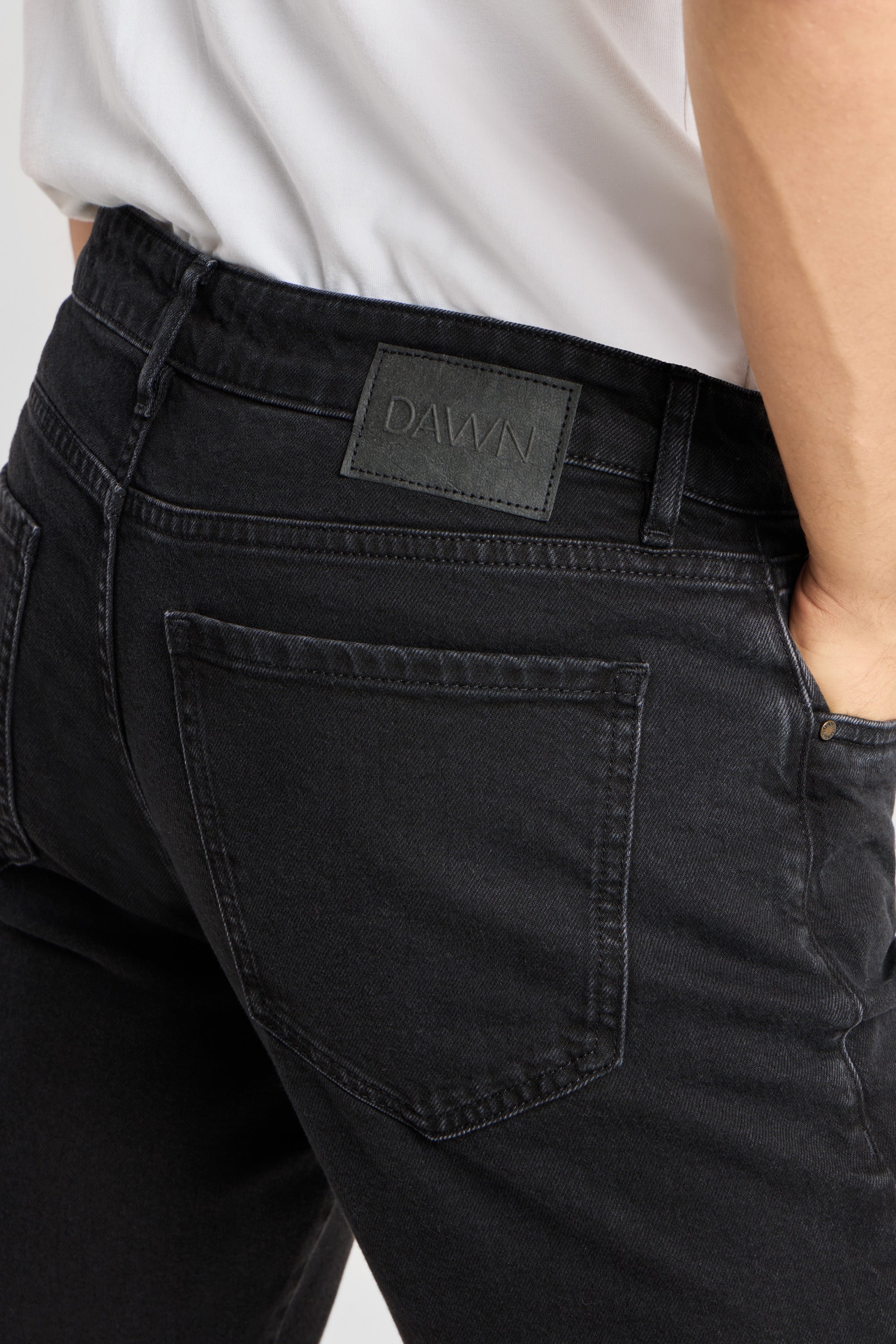 DUSK Regular Straight Minimal Stretch - Classic - Black