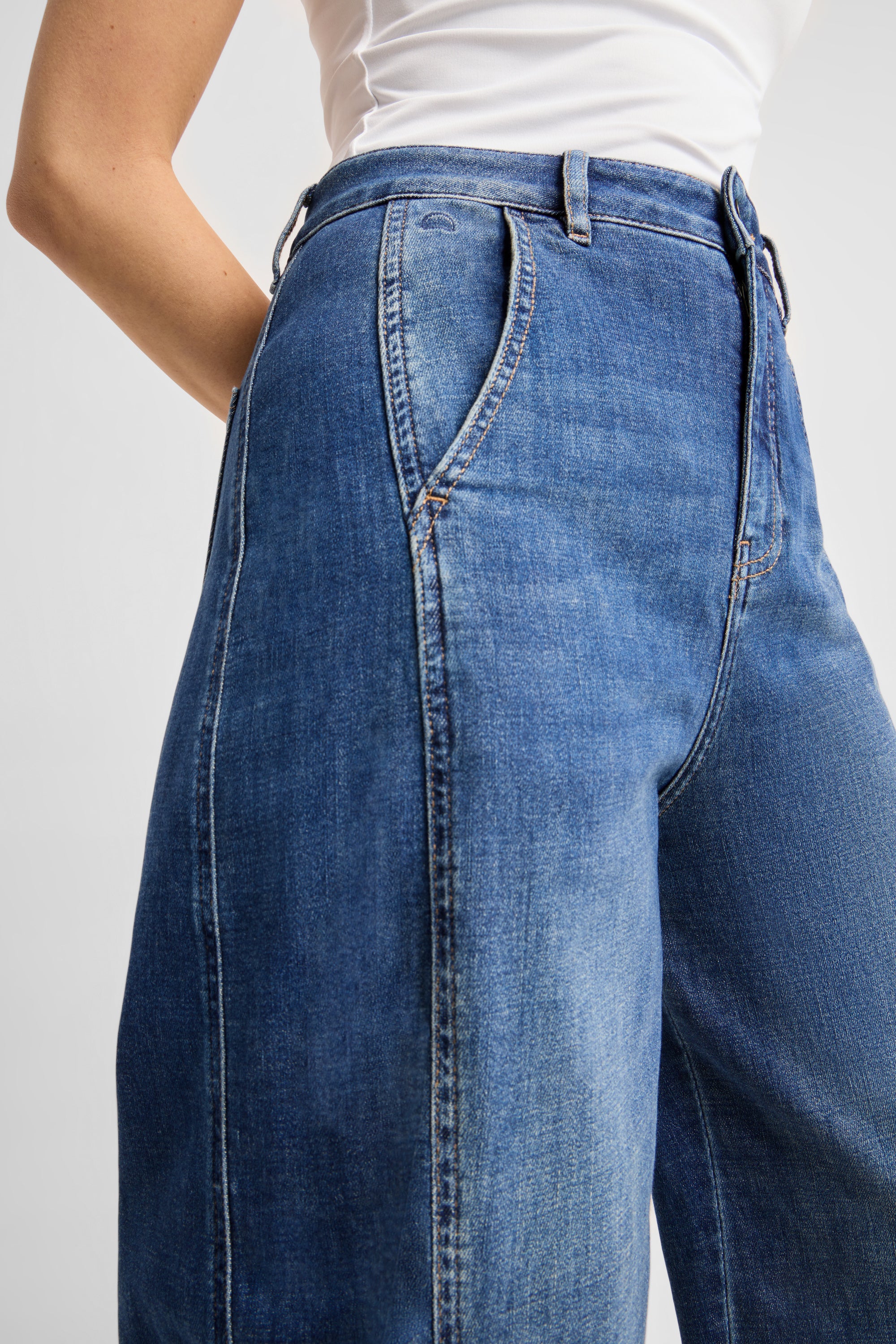 MOONDUST Soft Denim - Wide Barrel leg - Vintage Blue