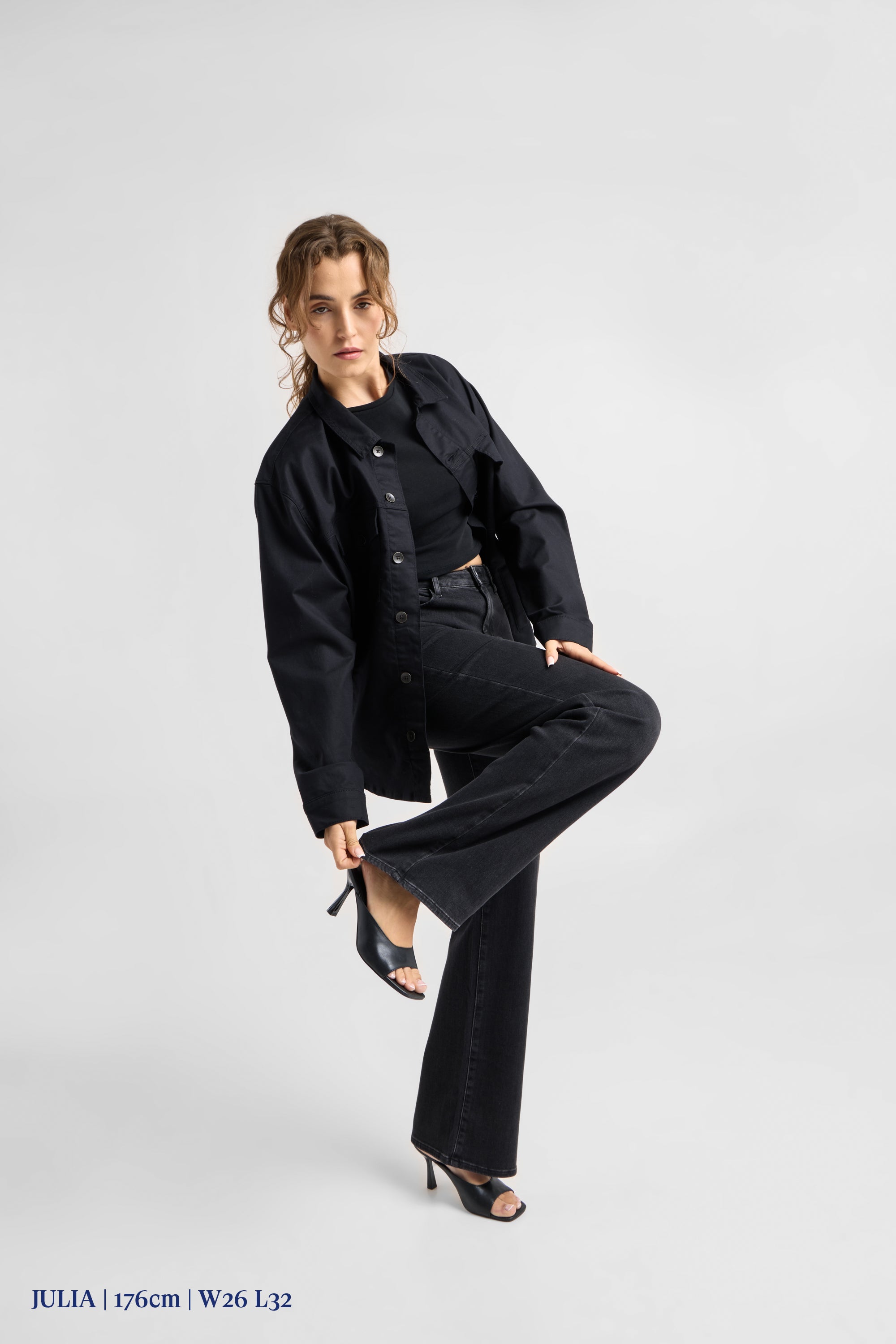 DEW Flared Soft Denim - Classic - Black Denim