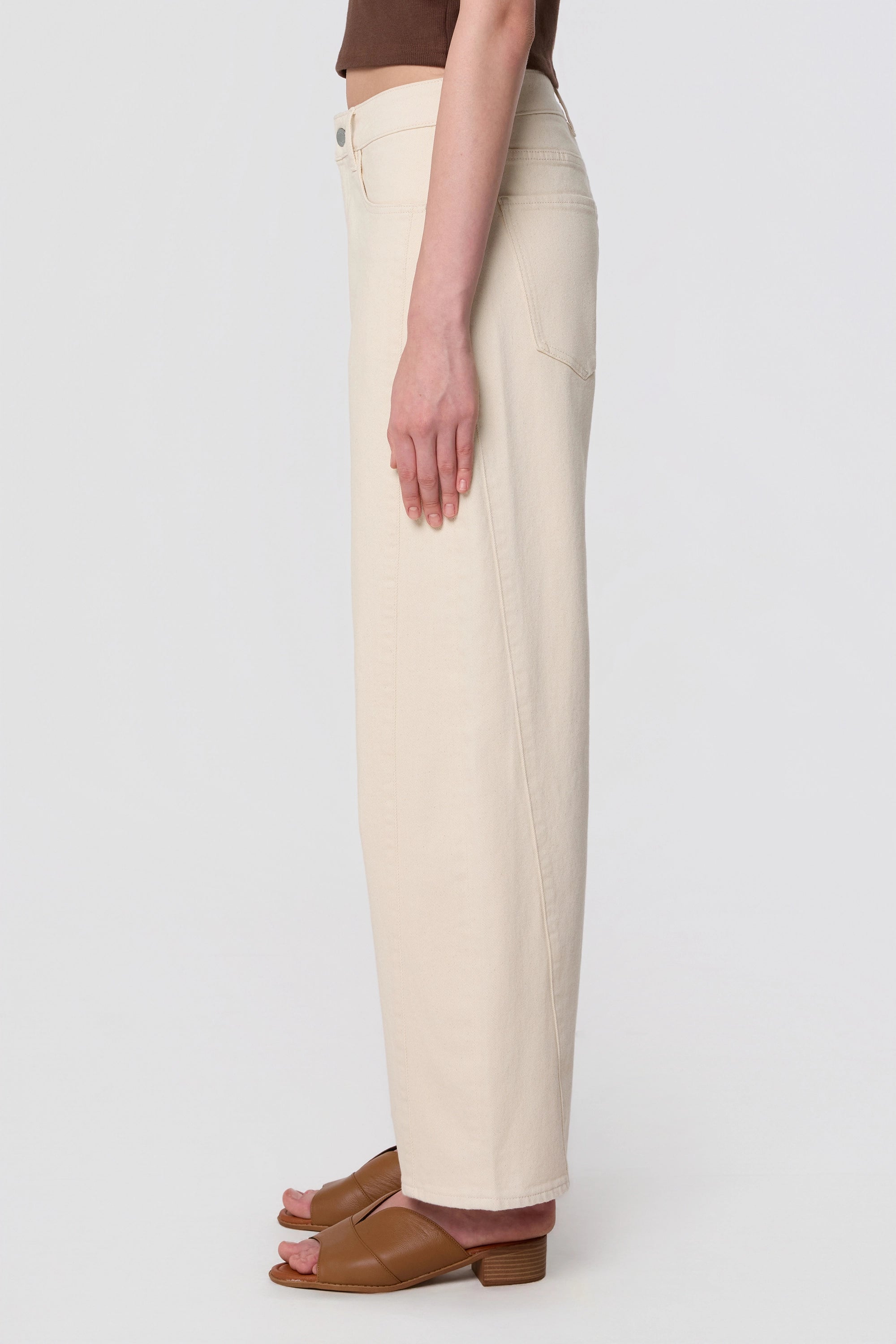 ASH Barrel Leg Minimal Stretch - Cutline - Ecru