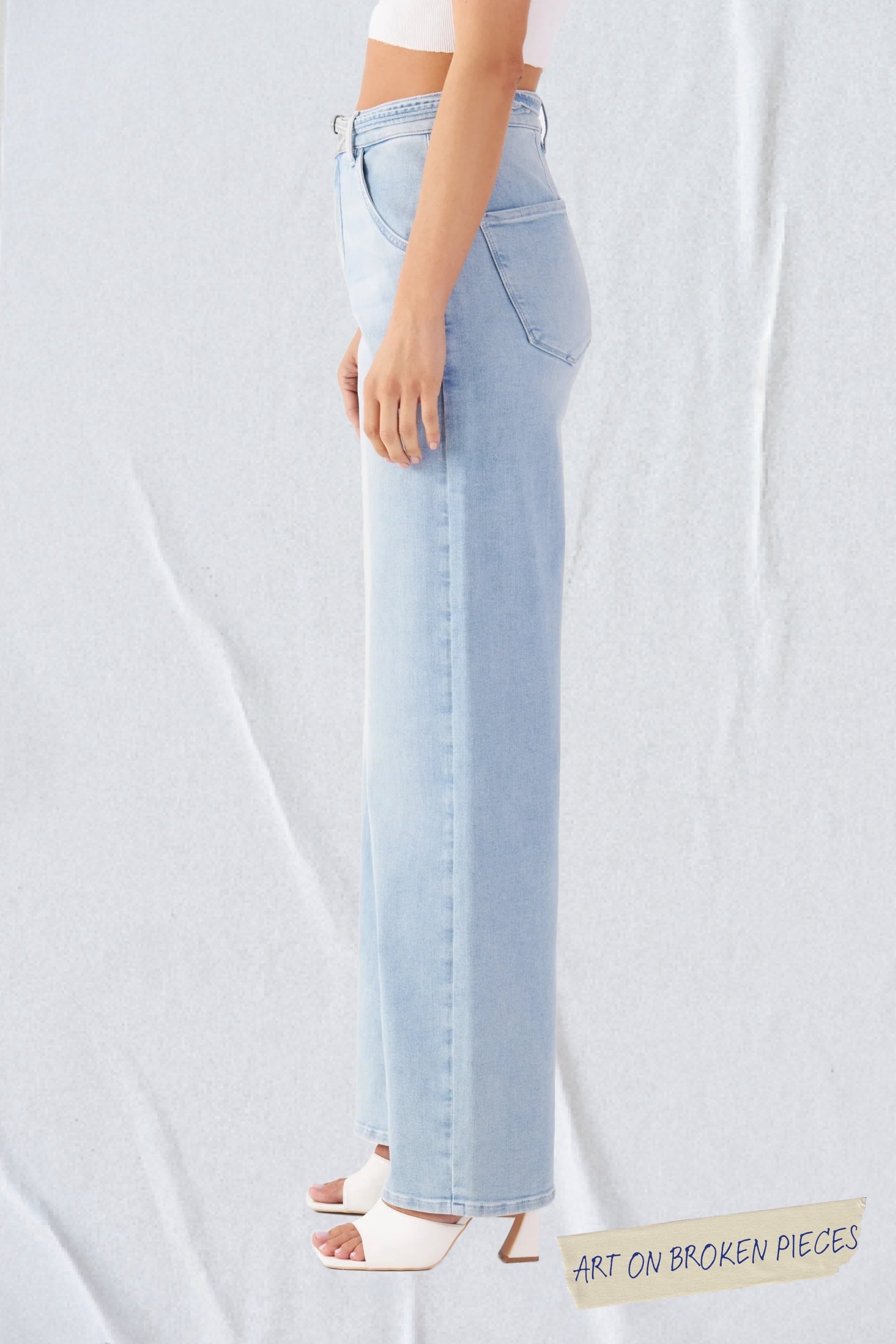 BLINK High Waist Wide - Light Blue - Art on Broken Pieces